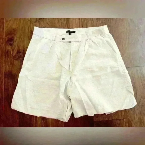 Banana Republic Pants - Banana Republic Shorts